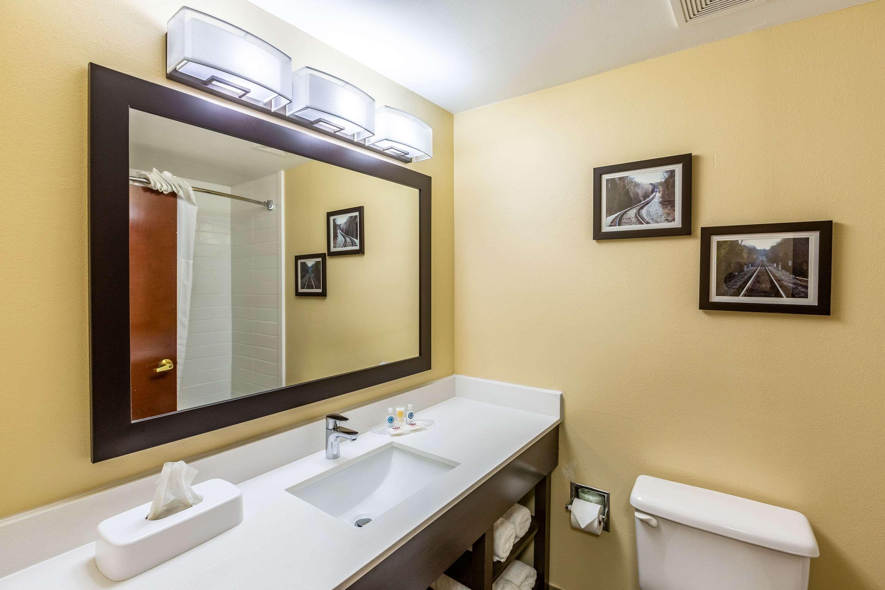 Comfort Suites Near Robins Air Force Base Уорнер-Робинс Экстерьер фото