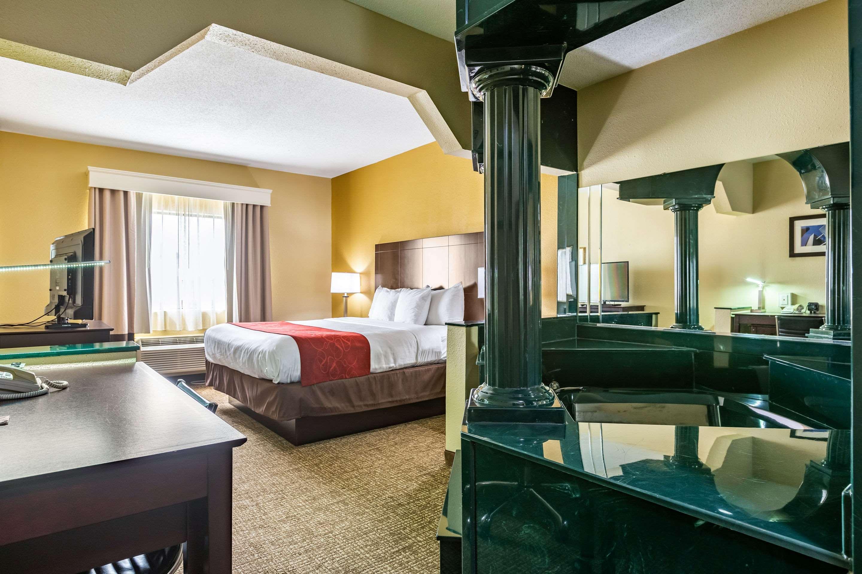 Comfort Suites Near Robins Air Force Base Уорнер-Робинс Экстерьер фото