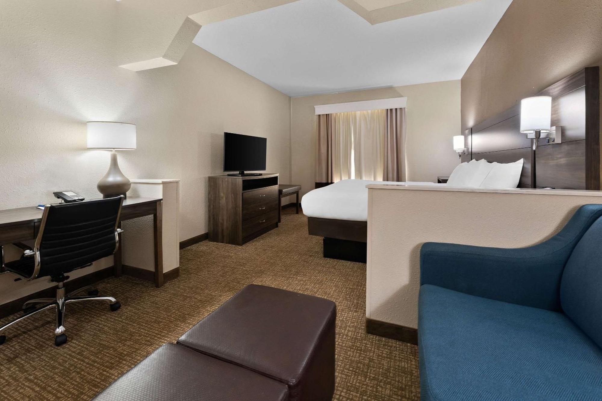 Comfort Suites Near Robins Air Force Base Уорнер-Робинс Экстерьер фото